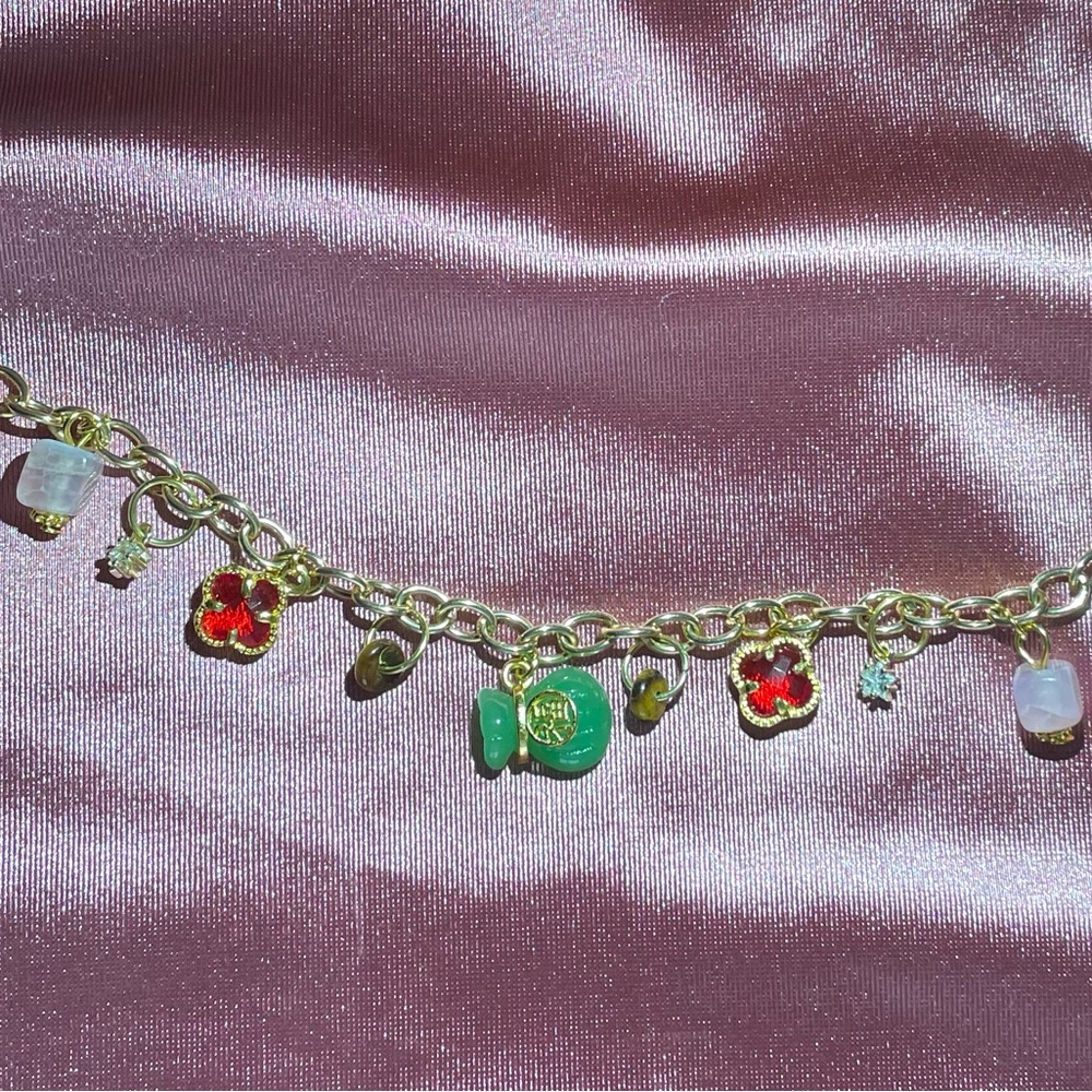 The Manifest Bracelet
Hand-made by my Indigenous hands 💗